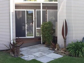 Exterior detail - By The Sea @ Aireys Inlet - Great location (Aireys Inlet)