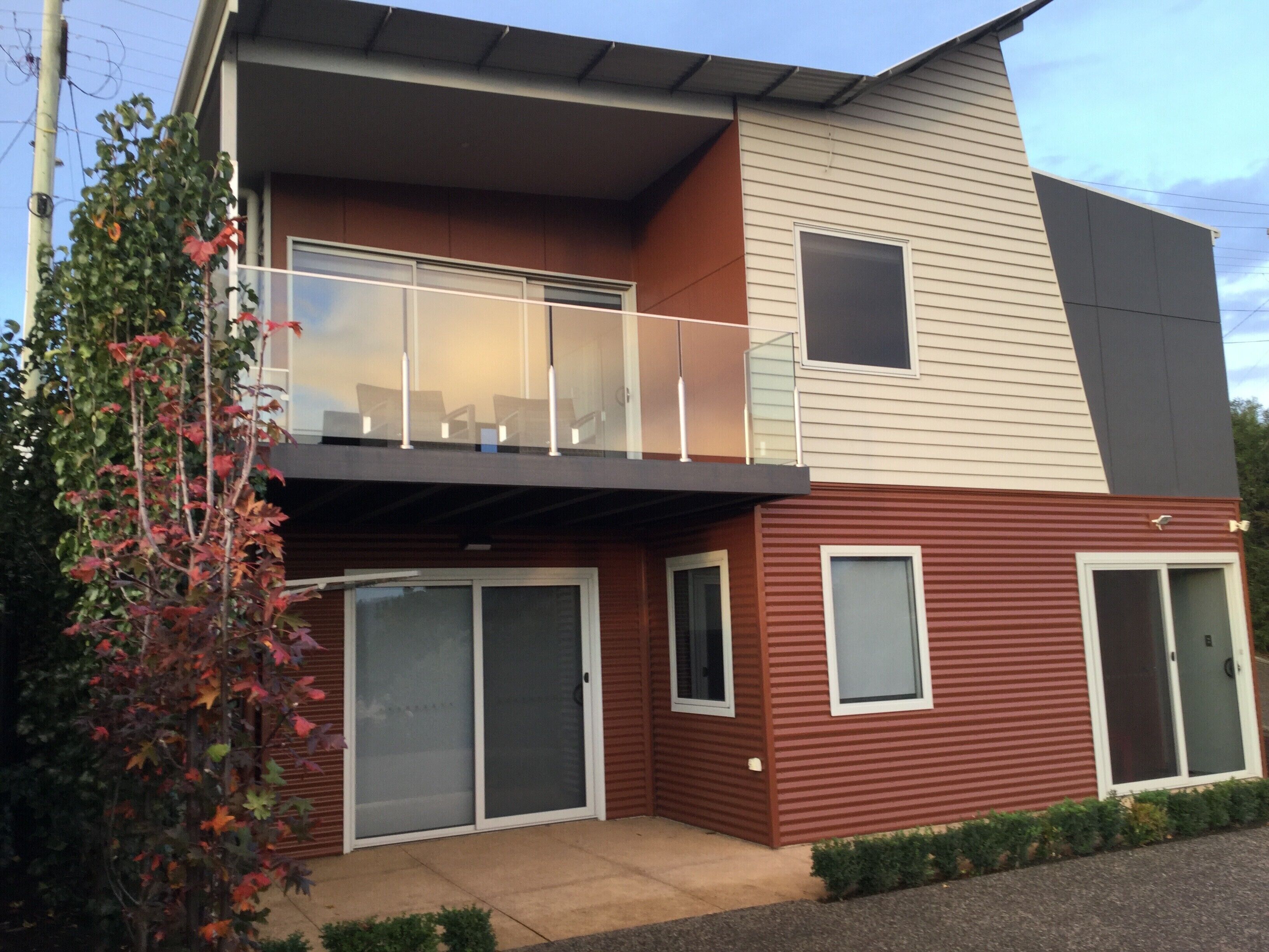 Architectural stunning townhouse — image 29