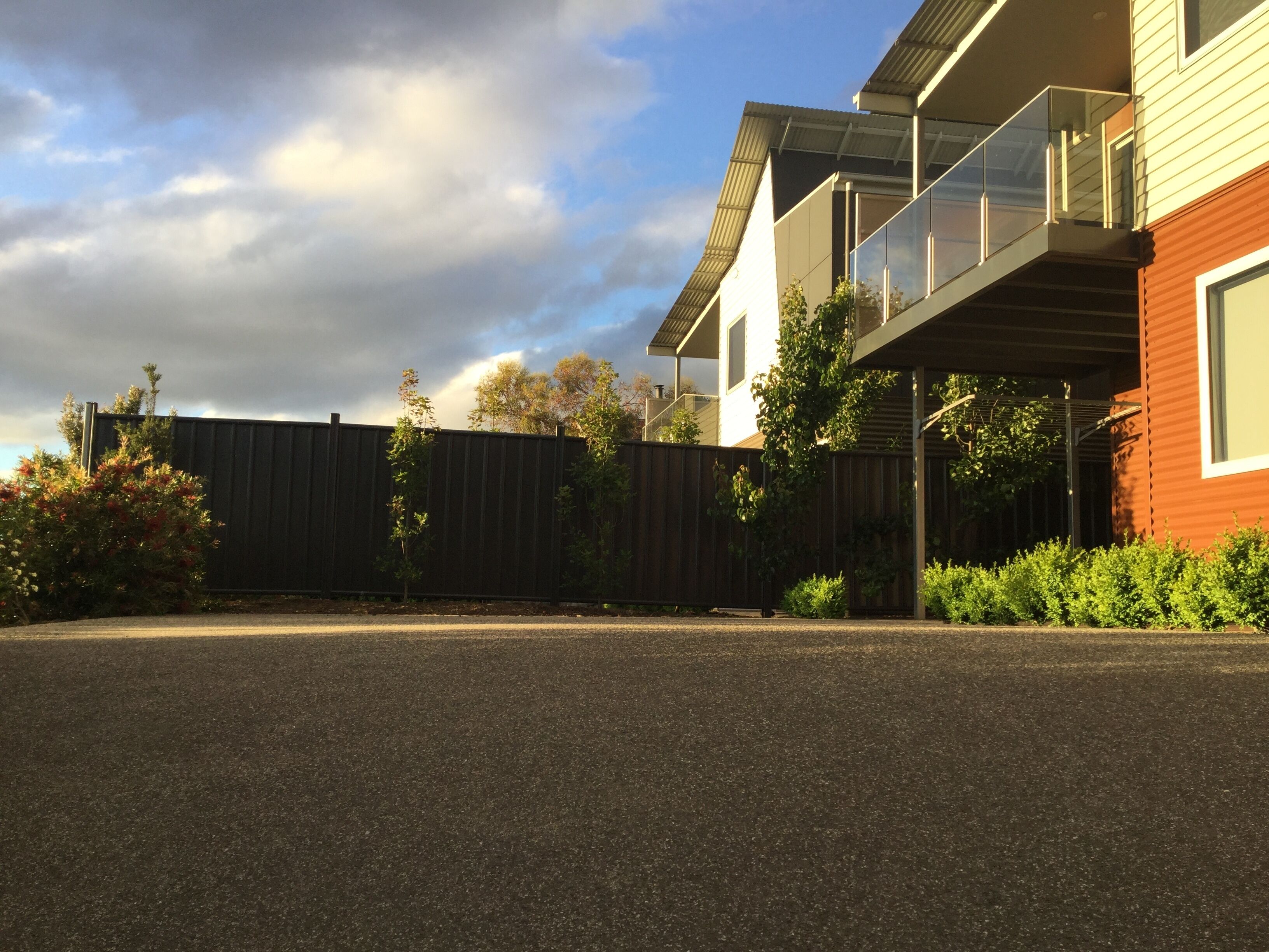 Architectural stunning townhouse — image 27