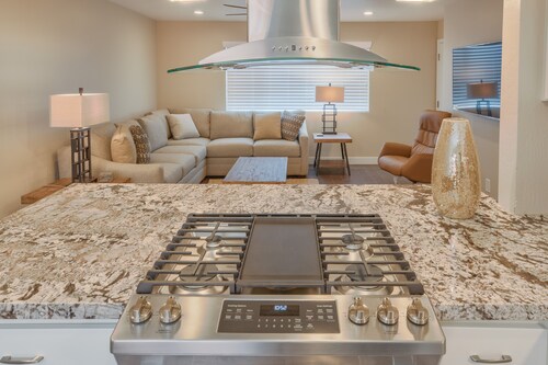 Room for Everyone, Block from the Beach