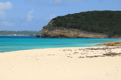 Escape the cold & snow in Anguilla at the ultimate vacation villa! Book today!