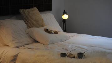 3 slaapkamers, een strijkplank/strijkijzer, reisbedje, gratis wifi