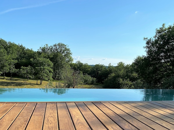 Piscine extérieure, piscine chauffée