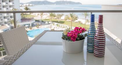 NEW STUNNING BEACHFRONT APARTMENT!!