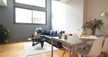 Duplex near the Park Güell 4 habit - 8 pax with access to pool WiFi Free