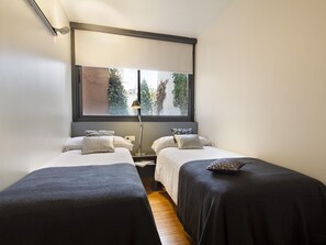 4 bedrooms, in-room safe, iron/ironing board, travel cot