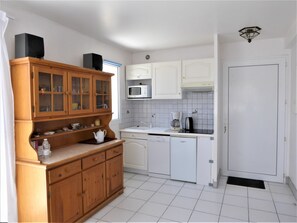 Fridge, microwave, stovetop, dishwasher - Huoneisto Luokiteltu 3 Yhdellä Tasolla Merinäköalalla (Vendays-Montalivet)