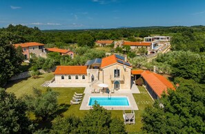Exterior - Villa Rustica - Luxurious villa with private pool, table tennis and darts (Pifari)