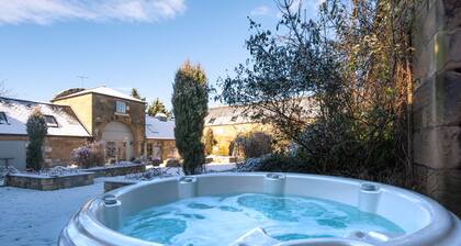 Luxury cottage in countryside setting near to St Andrews perfect for golfers