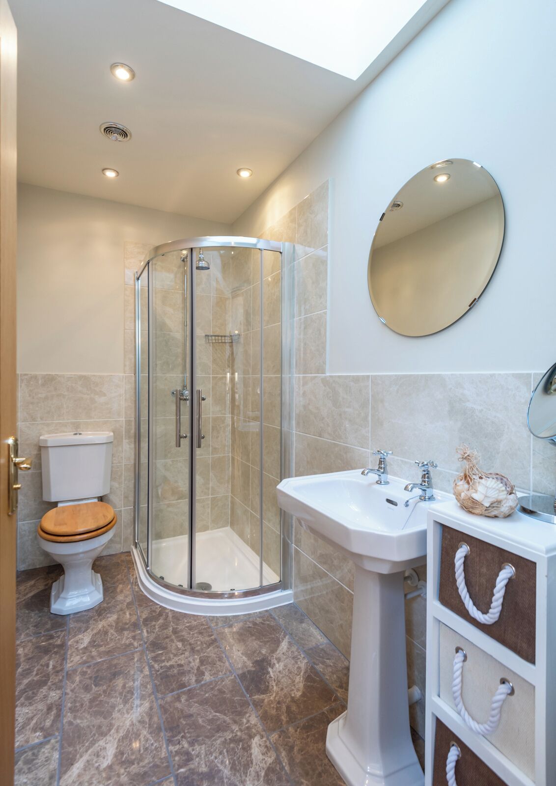 Bathtub, hair dryer, towels, soap