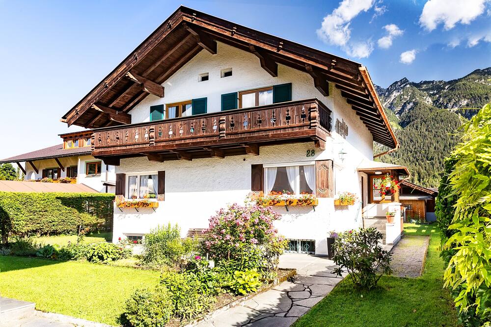 Holiday Alpspitzecho for 6 people in the OT Garmisch