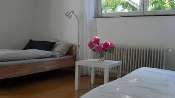 1 Schlafzimmer, Schreibtisch, Bügeleisen/Bügelbrett, kostenloses WLAN