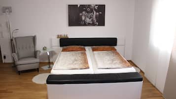 1 Schlafzimmer, Bügeleisen/Bügelbrett, Reisekinderbett, kostenloses WLAN