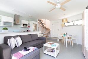 Smart-tv, tv-spel och en stereo