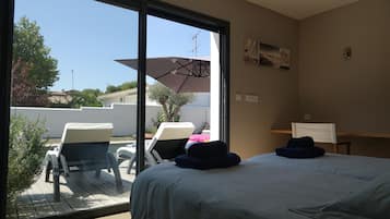 7 chambres, fer et planche Ă repasser, Wi-Fi, draps fournis