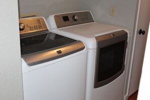 Interior - Stay and play.  It's not just a house!! (Okanogan)