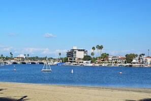 Beach nearby - Bixby Beauty 50s Mod -- Pool and Parking (Long Beach)