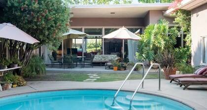 Bixby Beauty 50s Mod -- Pool and Parking