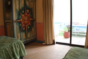 3 Schlafzimmer, Reisekinderbett, kostenloses WLAN, Bettwäsche