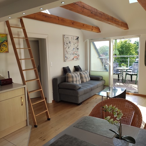 Gemütliche Wohnung in Berlin, inkl. Dachterrasse und Parkplatz 