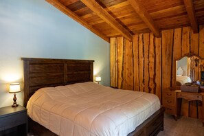 3 Schlafzimmer, Reisekinderbett, kostenloses WLAN, Bettwäsche