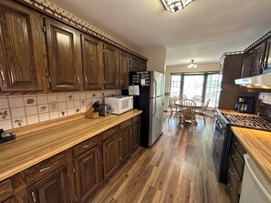 Fridge, microwave, oven, stovetop - Rhinelander Area Retreat, 3BR All Season, 4+ Acre, Beach, ATV to Harrison Hills (Harrison)