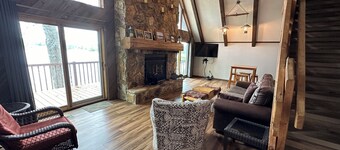 Rhinelander Area Retreat, 3BR All Season, 4+ Acre, Beach, ATV to Harrison Hills