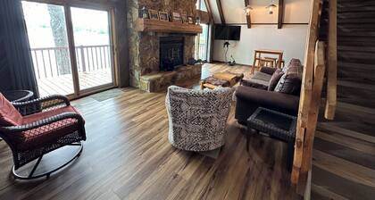 Rhinelander Area Retreat, 3BR All Season, 4+ Acre, Beach, ATV to Harrison Hills