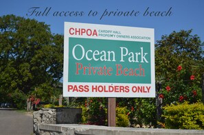 Property grounds - Beautiful & Private Villa-- Centrally Located In Runaway Bay, Jamaica W.I. (Runaway Bay)