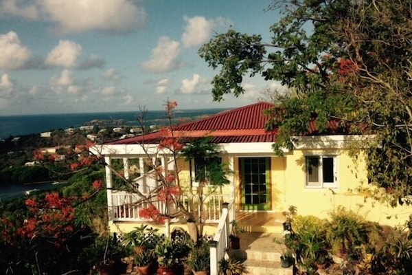 Sunny Cottage by the sea
