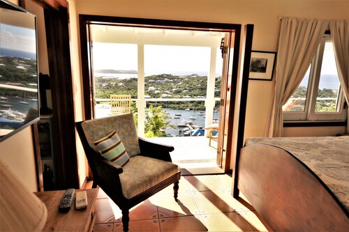 The 'Cottage' at Lion's Gate - Check for our Spring & Summer Specials
