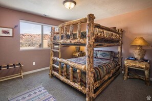 3 bedrooms, desk, iron/ironing board, travel cot