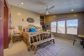 3 bedrooms, desk, iron/ironing board, travel cot