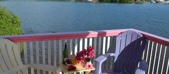 !Romantic Getaway Or Small Family Fun Time! Hill View Cabins.