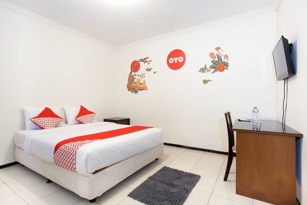 Habitación estándar doble | Escritorio, wifi gratis, ropa de cama