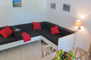 Télévision, chaîne hi-fi