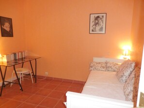 3 Schlafzimmer, Bügeleisen/Bügelbrett, WLAN