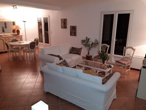 TV, DVD player, books, music library