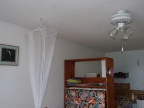 Interni