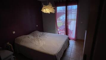 4 chambres, fer et planche Ă  repasser, Wi-Fi gratuit