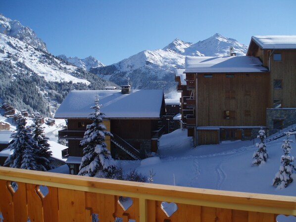 Property grounds - Large apartment in Meribel-Mottaret (facing south) (Les Allues)