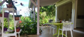 Typical Maison Créole de Charme - Wellness and Local Flavors