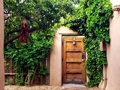 The Rose Casita of Santa fe - A Gorgeous Studio Casita.