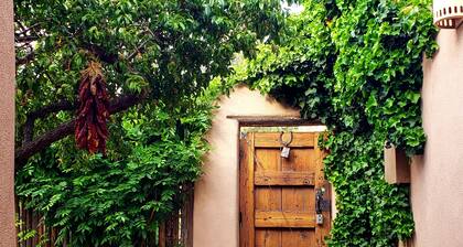 The Rose Casita of Santa fe - A Gorgeous Studio Casita.