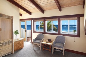 Interior - Hale Ohana - Beachfront Premier Home with Privacy and Direct Beach Access! (Koloa)