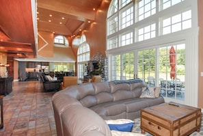 Smart TV, fireplace, DVD player, books