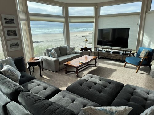 Amazing Large Ocean Front Home - Direct Beach Access & Views Galore!