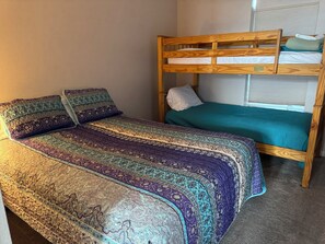 7 bedrooms, desk, travel crib, free WiFi