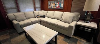 Beautiful Lakeside Cabin - Great Location & Amenities (Canoe, Kayak, Boat, etc)