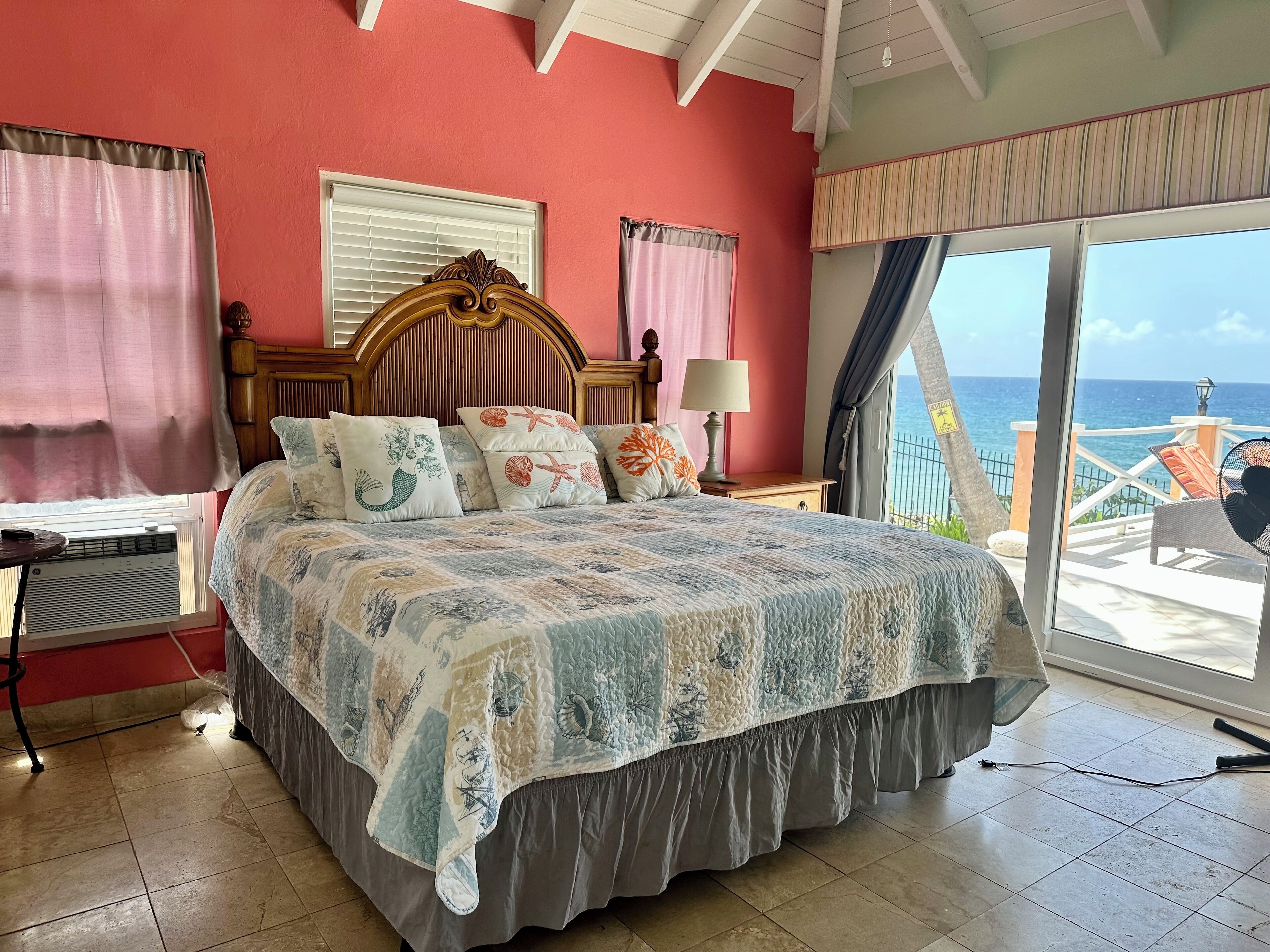 4 slaapkamers, reisbedje, gratis wifi, beddengoed